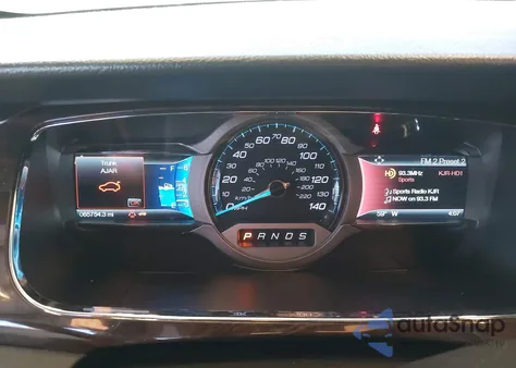 2017 Ford Taurus Limited z USA, uszkodzony, nr VIN 1FAHP2F86HG129120